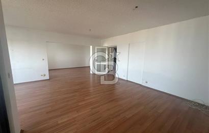 Ümit Mah., Çınar Sitesinde 9.Kat, 155 m², Kiralık 4+1