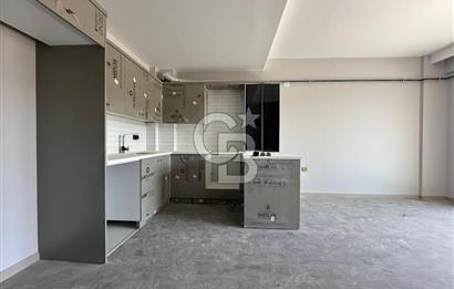 ATAKUM ÇAKIRLAR ANAYOLA CEPHE HAVUZLU SİTE İÇİ 1+1 SATILIK DAİRE