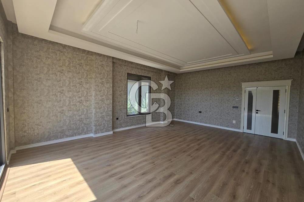 COLDWELL BANKER'DAN LÜKS VE KONFORUN BİRLEŞTİĞİ SATILIK 7+1 VİLLA