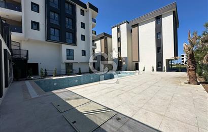 ATAKUM ÇAKIRLAR ANAYOLA CEPHE HAVUZLU SİTE İÇİ 1+1 SATILIK DAİRE