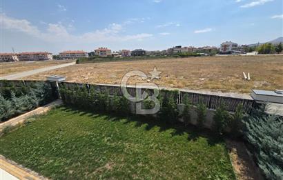 COLDWELL BANKER'DAN LÜKS VE KONFORUN BİRLEŞTİĞİ SATILIK 7+1 VİLLA