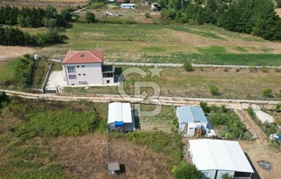 Çatalca Çiftlikköyde 252 m² Arsa + Konteyner! Altyapı Hazır!
