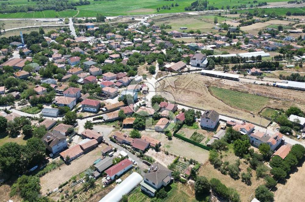 Çatalca Ormanlı Köy Merkezi'nde Tek Tapulu 1.296 m² Satılık Arsa