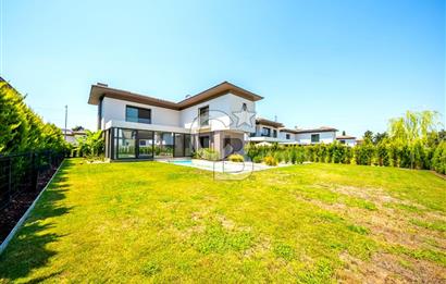 GÜZELBAHÇE YELKİ GARDENİA 33 SİTESİNDE SATILIK 5+1 VİLLA