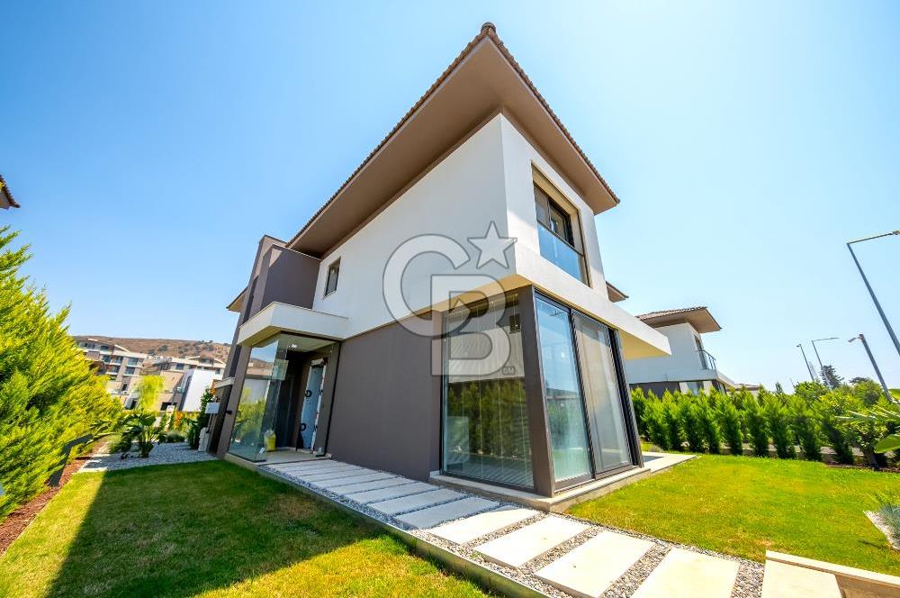 GÜZELBAHÇE YELKİ GARDENİA 33 SİTESİNDE SATILIK 5+1 VİLLA