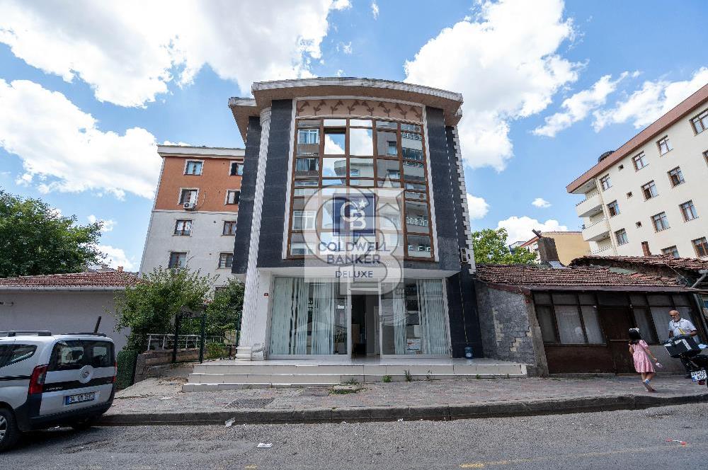 KARTAL ORTA MAHALLE HARMANLIK MEVKİİ'NDE KOMPLE SATILIK BİNA