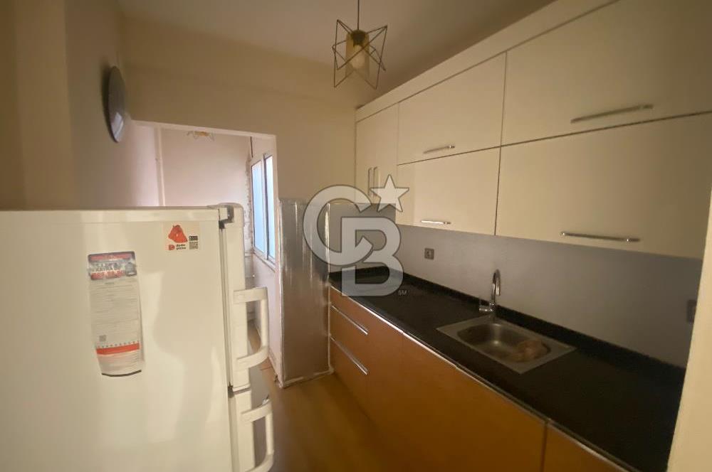Karşıyaka Çarşı İçinde Eşyalı Kiralık 2+1 Daire