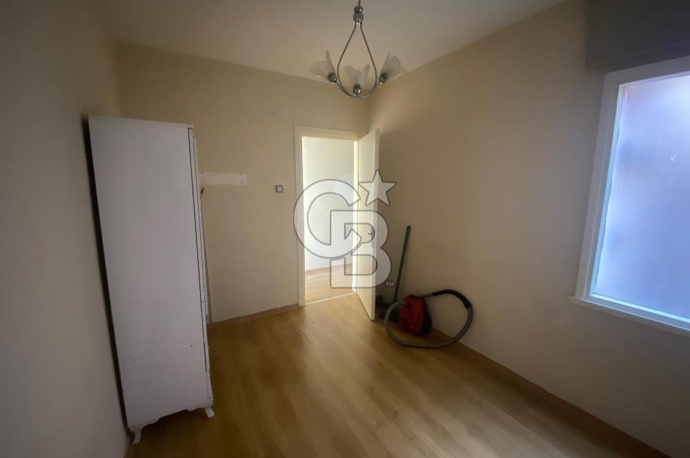 Karşıyaka Çarşı İçinde Eşyalı Kiralık 2+1 Daire