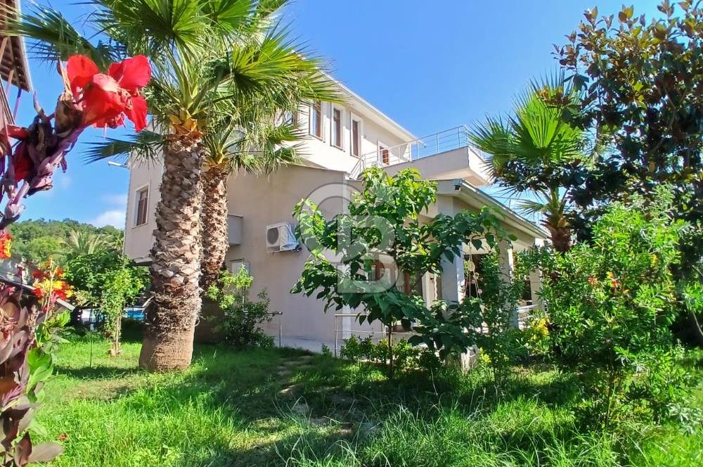 Şile Sahilköy Havuzlu 5+1 Müstakil Villa