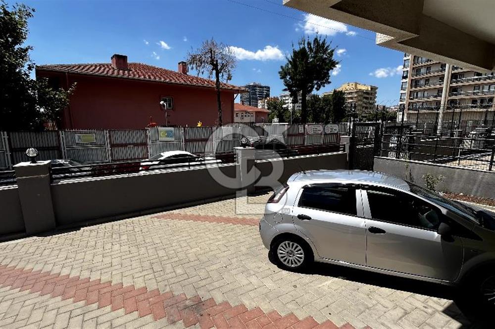 Bayraklı Soğukkuyuda Okul Yanı Lokasyonda 65 m² Satılık Dükkan