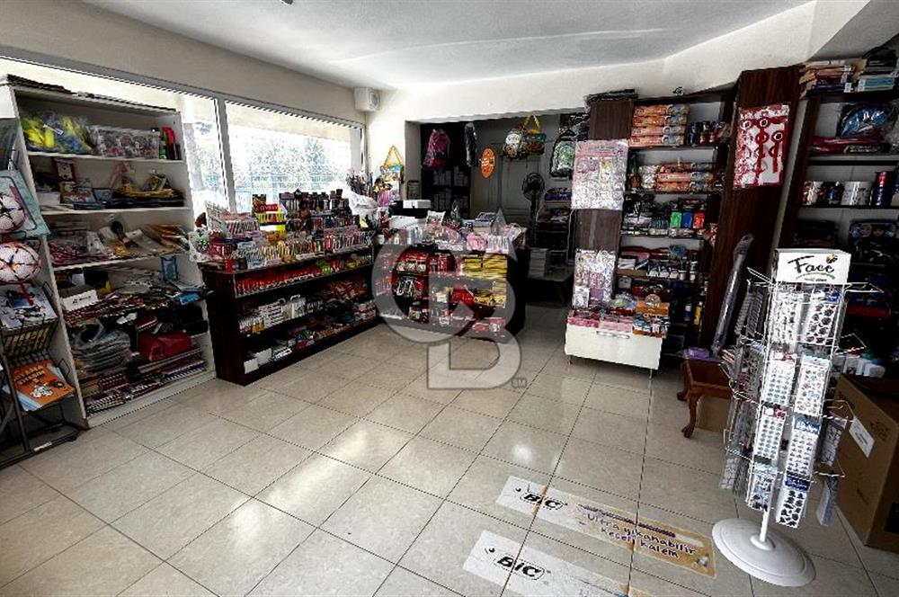 Bayraklı Soğukkuyuda Okul Yanı Lokasyonda 65 m² Satılık Dükkan