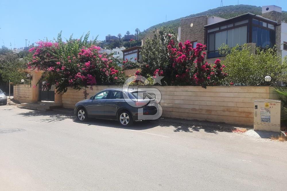 Bodrum Torba' da Havuzlu Sitede Eşyalı Kiralık 2+1