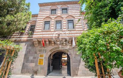 İzmir Konak  Tarihi Kızlarağası Hanı'nda Devren Kiralık Dükkan