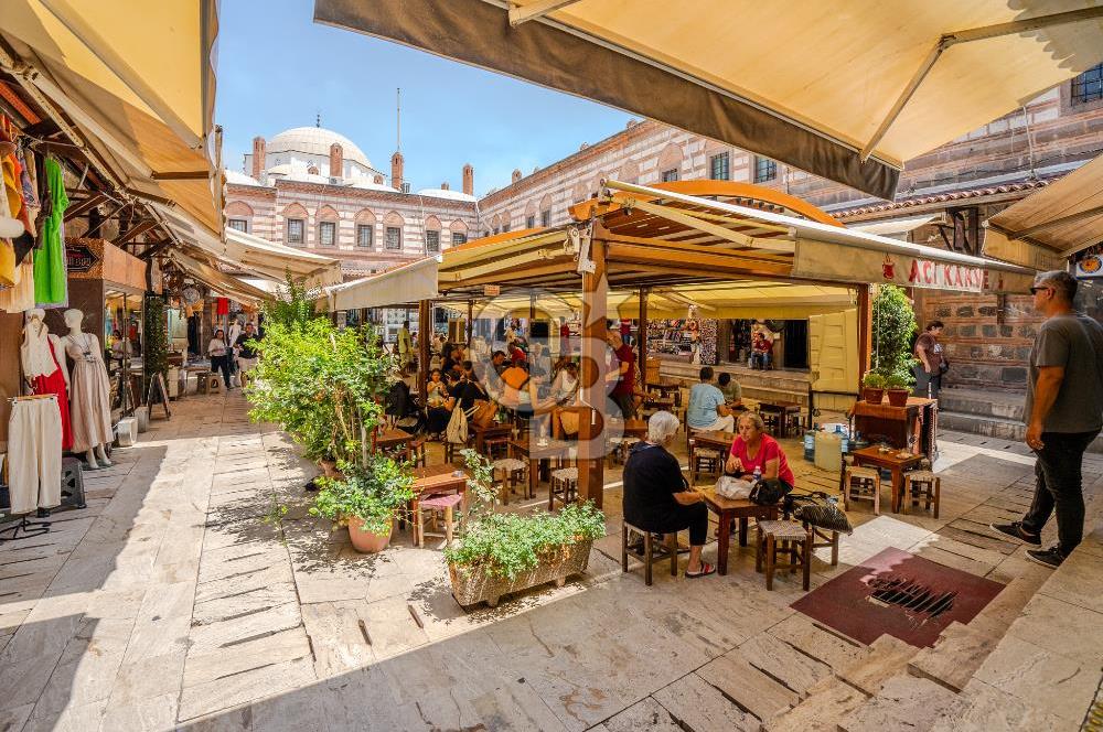 İzmir Konak  Tarihi Kızlarağası Hanı'nda Devren Kiralık Dükkan