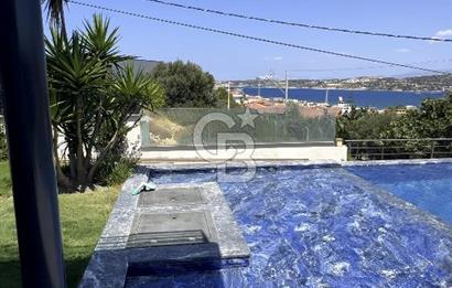 ÇEŞME FENERBURNU’NDA EŞSİZ KONUMDA, DENİZ MANZARALI LÜKS VİLLA
