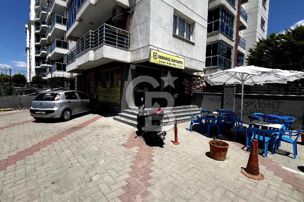 Bayraklı Soğukkuyuda Okul Yanı Lokasyonda 65 m² Satılık Dükkan