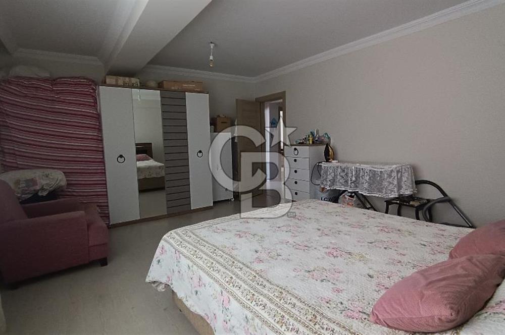 ALİAĞA ÖRNEKKENT'TE GENİŞ 5+1 DUBLEKS DAİRE - TERASLI