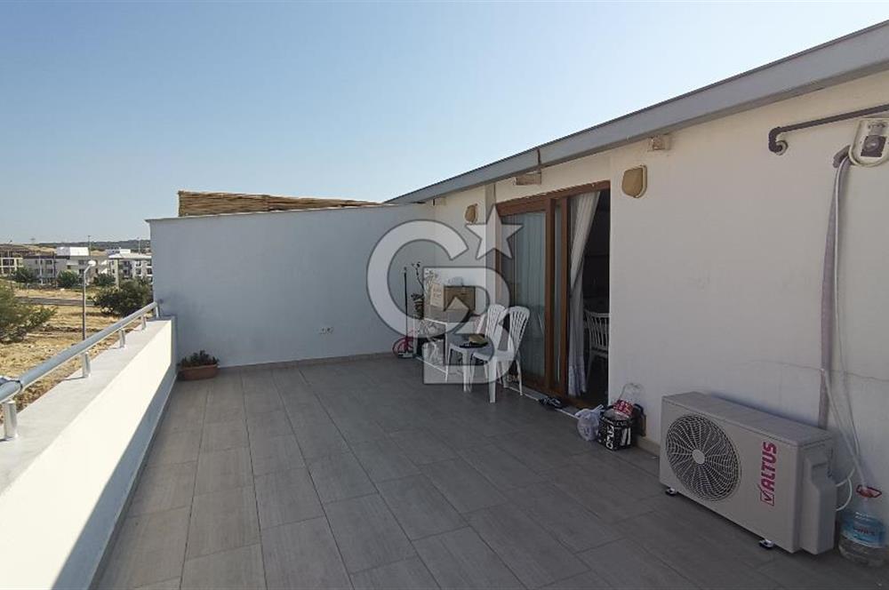 ALİAĞA ÖRNEKKENT'TE GENİŞ 5+1 DUBLEKS DAİRE - TERASLI