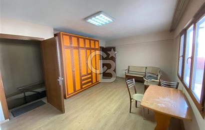 Karabağlar Cennetoğlu Mahallesinde Satılık 4 katlı Ticari Bina