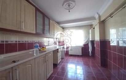 HALİÇ'e YÜRÜME MESAFESİNDE/SİLAHTARAĞA MH.'de/BARBEKÜ ŞÖMİNELİ/MERKEZİ 2+1 EV