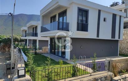 ANTALYA FİNİKE MANZARALI 3+1 SATILIK VİLLA 
