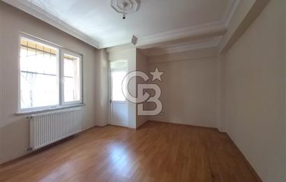 HALİÇ'e YÜRÜME MESAFESİNDE/SİLAHTARAĞA MH.'de/BARBEKÜ ŞÖMİNELİ/MERKEZİ 2+1 EV