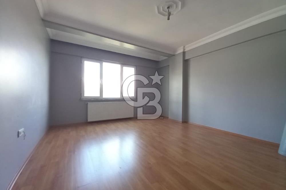 HALİÇ'e YÜRÜME MESAFESİNDE/SİLAHTARAĞA MH.'de/BARBEKÜ ŞÖMİNELİ/MERKEZİ 2+1 EV