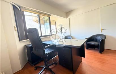 İzmir Çankaya'da Mobilyalı Mutfak WCli 2+1 Satılık Ofis