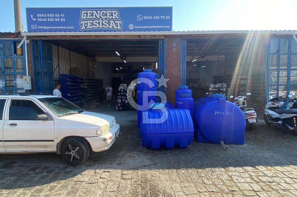 AYVALIK ATATÜRK SANAYİ SİTESİNDE 2 DÜKKAN 220M²