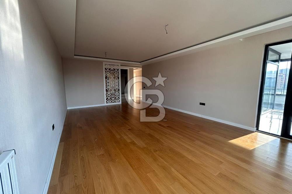 CB ERVA DAN AKINCI YAŞAM SİTESİNDE LÜKS KİRALIK 4+1 DAİRE