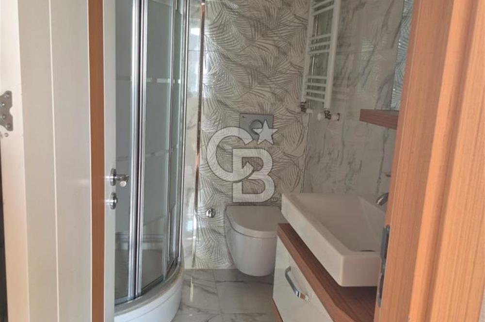 “Park Zirve‑1 Sitesi’nde 3+1 Süper Fırsat — Havuzlu, Kombili, Ankastralı Daire”