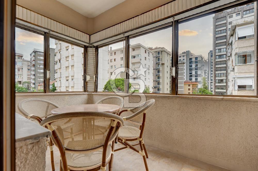 SUADİYE CAD.ÇOK YAKIN 4+1 BAKIMLI MÜKEMMEL ARA KAT