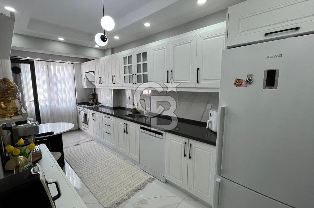 KARTEPE İSTASYON'DA E.BANYOLU 4+1 ÇATI DUBLEKS SATILIK DAİRE