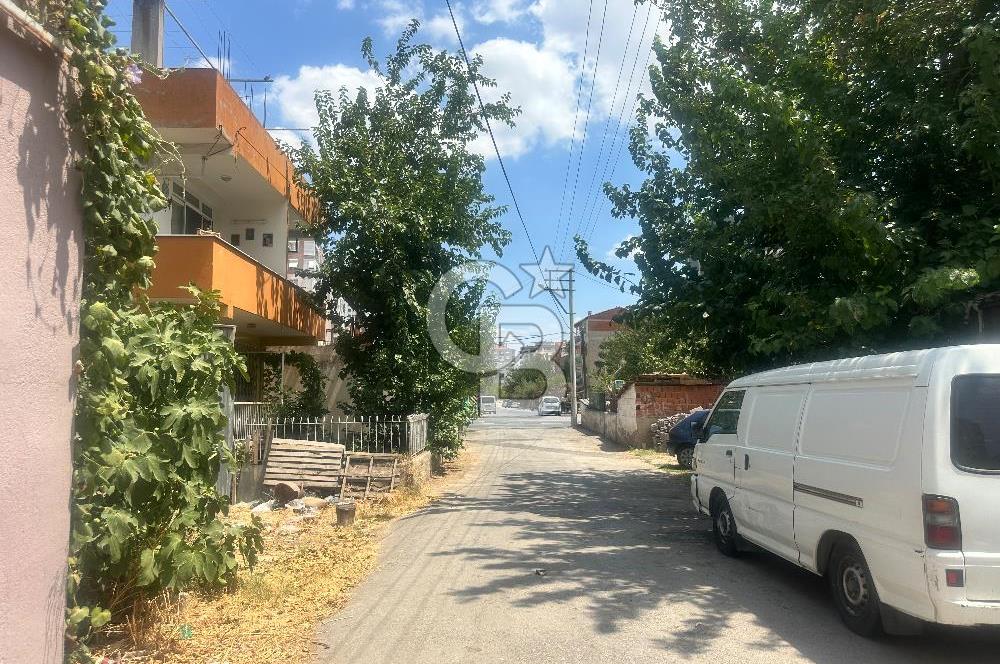 Karşıyaka Örnekköy Mahallesinde 130m2 Satılık Arsa 