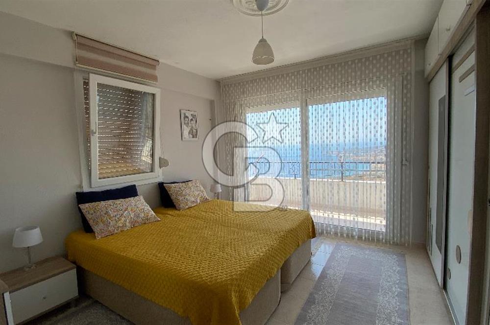 Çandarlı Deniz Kabuğu Sitesinde 2+1 Villa 