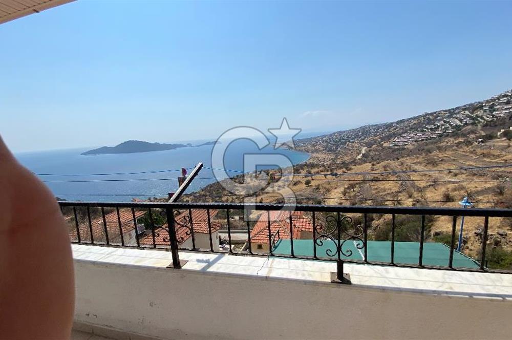 Çandarlı Deniz Kabuğu Sitesinde 2+1 Villa 