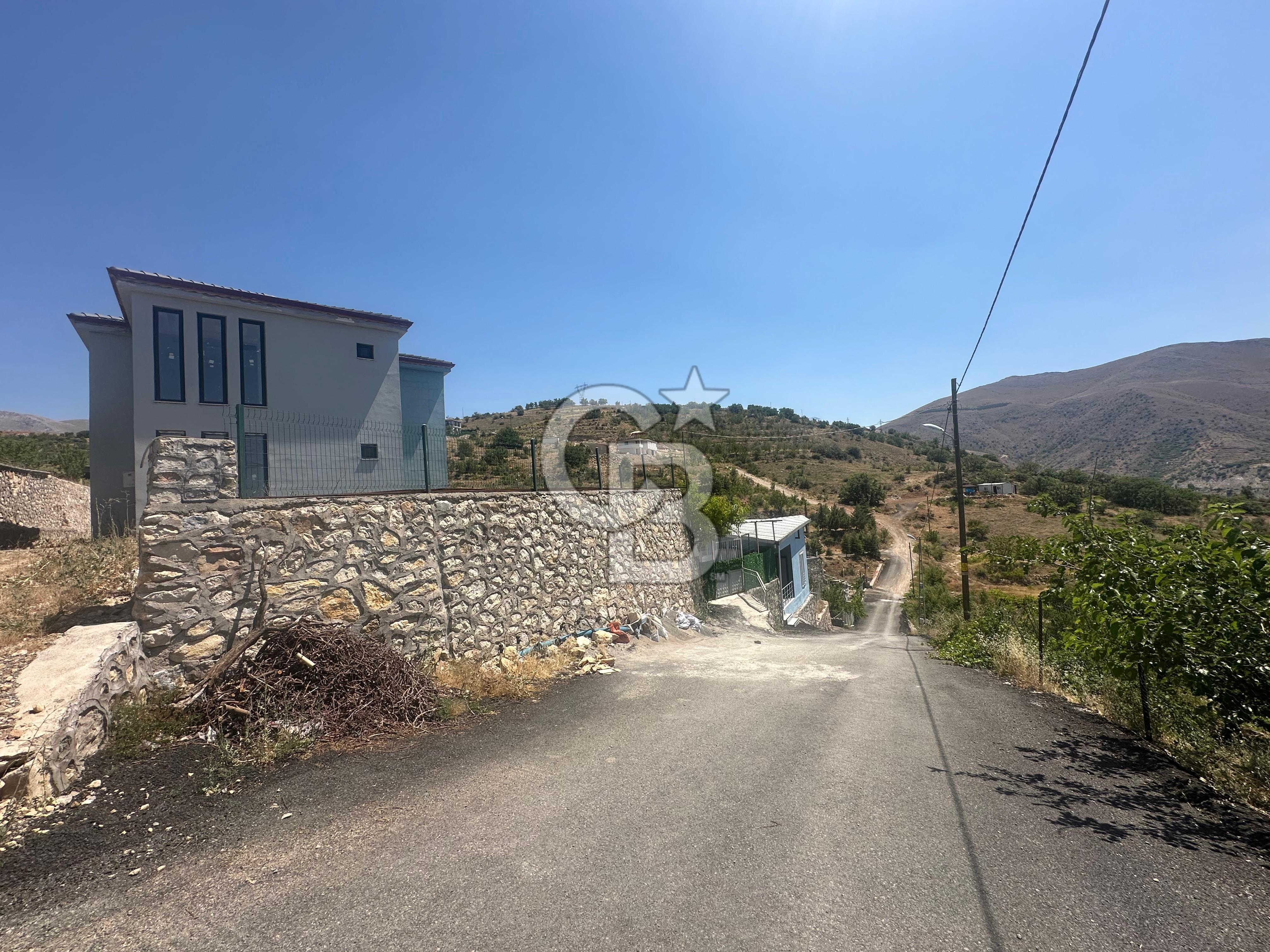 COLDWELL BANKER SAFİR'den GÜNDÜZBEY'de SATILIK HAVUZLU VİLLA