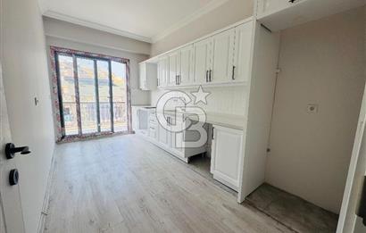 Foça Bağarası Ana Cadde Üzerinde Kiralık 3+1 Dubleks Daire