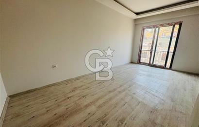 Foça Bağarası Ana Cadde Üzerinde Kiralık 3+1 Dubleks Daire