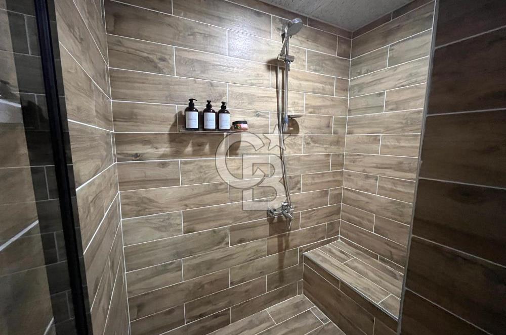 KARTEPE İSTASYON'DA E.BANYOLU 4+1 ÇATI DUBLEKS SATILIK DAİRE