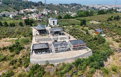 TRABZON SOĞUKSU'DA VADİ VE DENİZ MANZARALI SIFIR İKİZ VİLLALAR