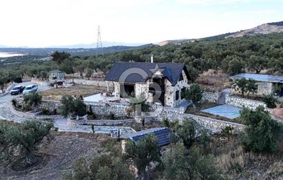 ŞAKRAN RUMDERESİ MEVKİSİNDE 8.430 M2 ZEYTİNLİK İÇERİSİNDE VİLLA