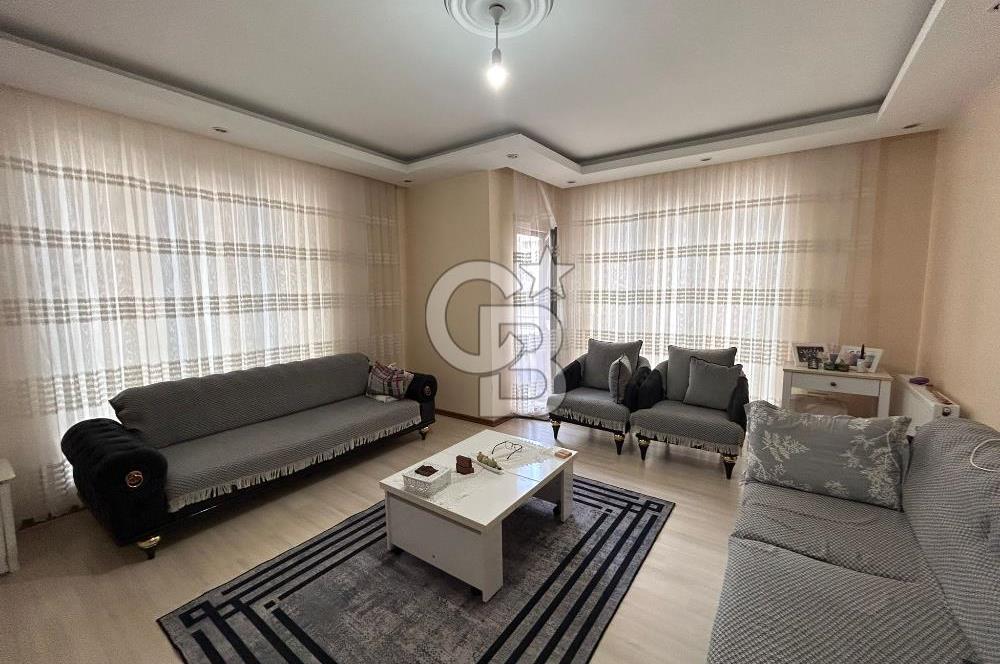 Sancaktepe Merve Mah.'de 3+1 120m² Ara Kat Satılık Daire