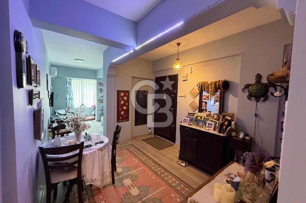 BOSTANLI SAHİLE 50 MT MESAFEDE SATILIK 2+1 BAKIMLI DAİRE