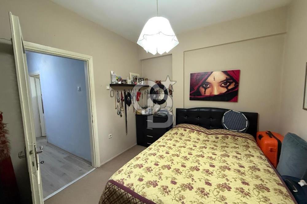 BOSTANLI SAHİLE 50 MT MESAFEDE SATILIK 2+1 BAKIMLI DAİRE