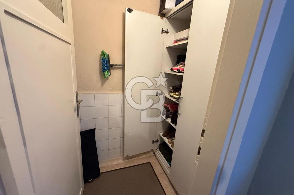 BOSTANLI SAHİLE 50 MT MESAFEDE SATILIK 2+1 BAKIMLI DAİRE