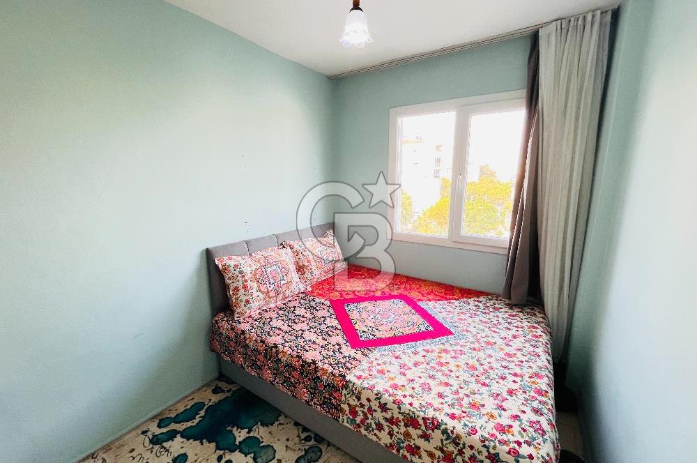 Bayraklı Tepekule Mahallesi Park Cepheli Ferah Satılık 3+1 Daire 