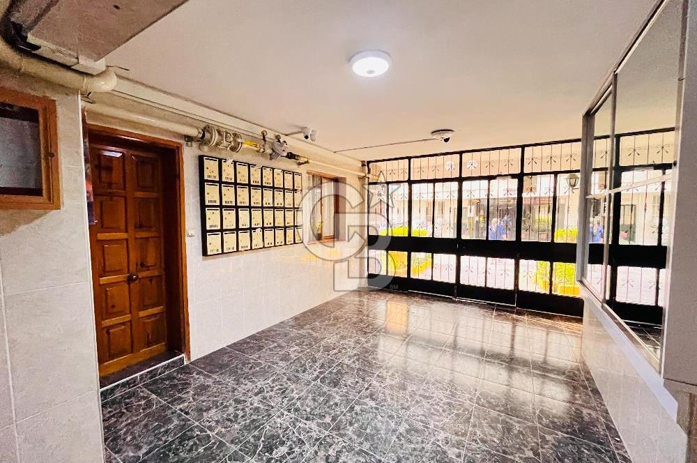 Bayraklı Tepekule Mahallesi Park Cepheli Ferah Satılık 3+1 Daire 