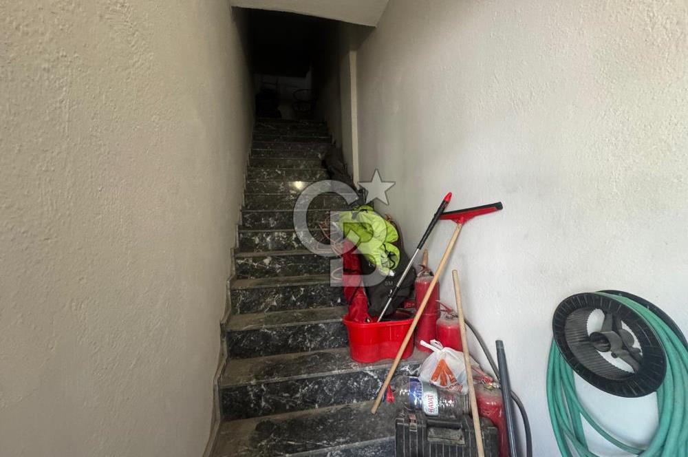 Karabağlar Mobilya Sanayii Bölgesi Ruhsatlı Satılık Komple Bina