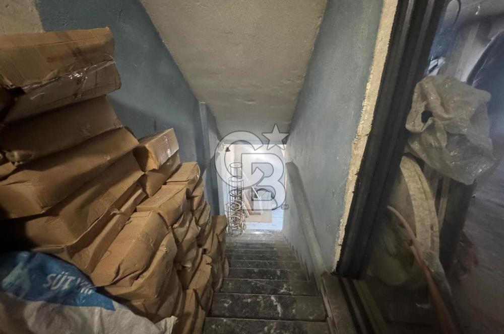 Karabağlar Mobilya Sanayii Bölgesi Ruhsatlı Satılık Komple Bina